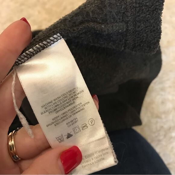 Columbia dark gray fleece zip up vest size medium zip pockets - Picture 5 of 6